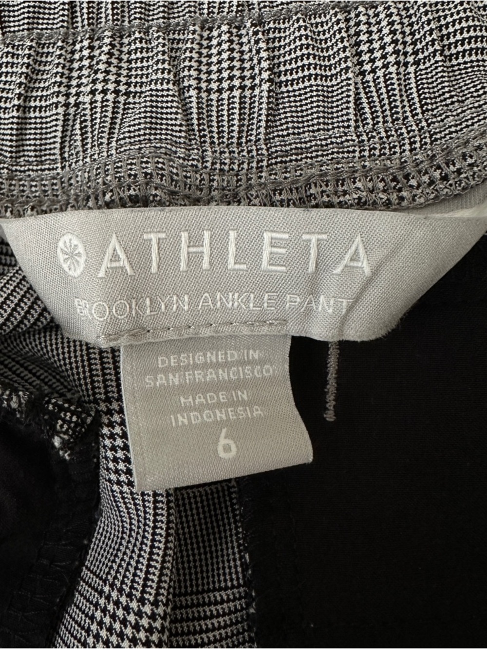 Athleta Glen Plaid Brooklyn Ankle Pant Women’s 6 Black White Side Stripe - Picture 5 of 11